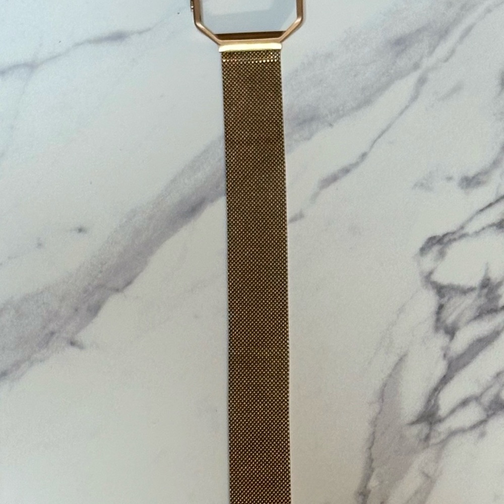 Rose Gold Smartwatch Frame - Picture 3 of 4